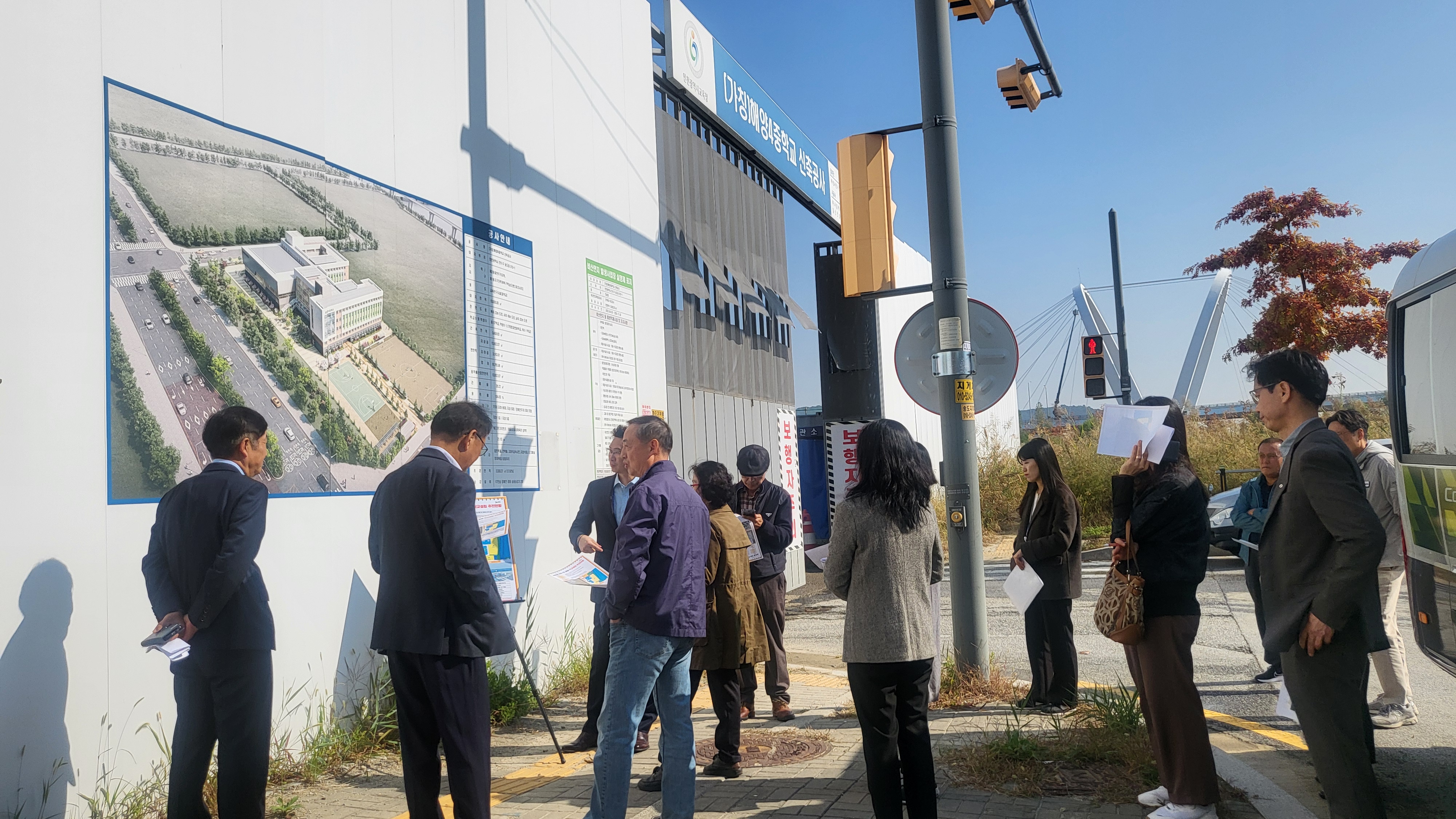 연수구 민선 8기 공약이행평가단은 지난 24일 주요 공약사업 현장을 방문해 이행 상황을 점검했다